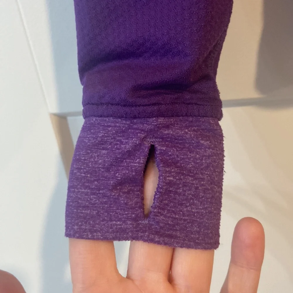 Girls Ivivva by Lululemon reversible hoodie full zip up purple & pink & purple